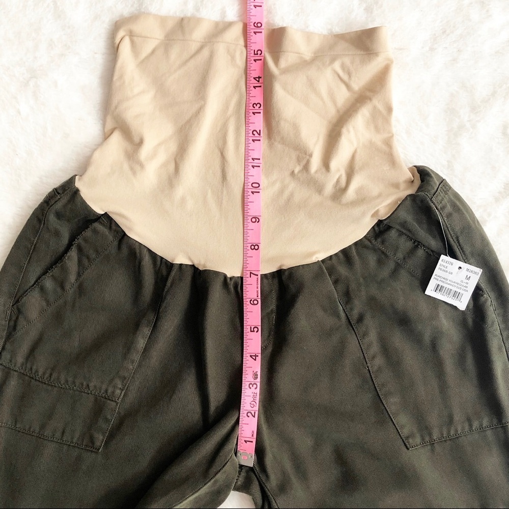 Luxe Essentials | Cropped Distressed Pants *NWT* - Picture 13 of 16